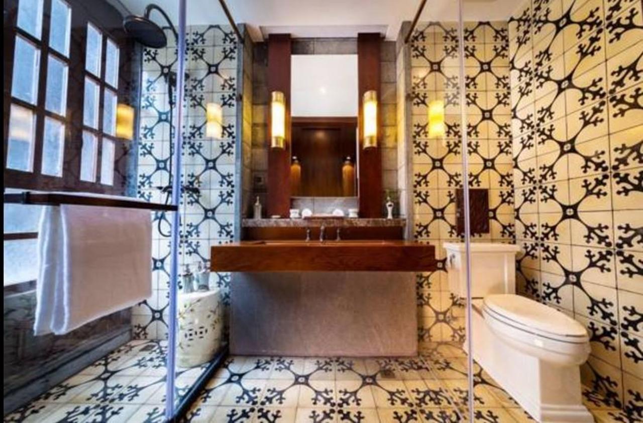 Silver Chest Boutique Hotel Куньмин Экстерьер фото