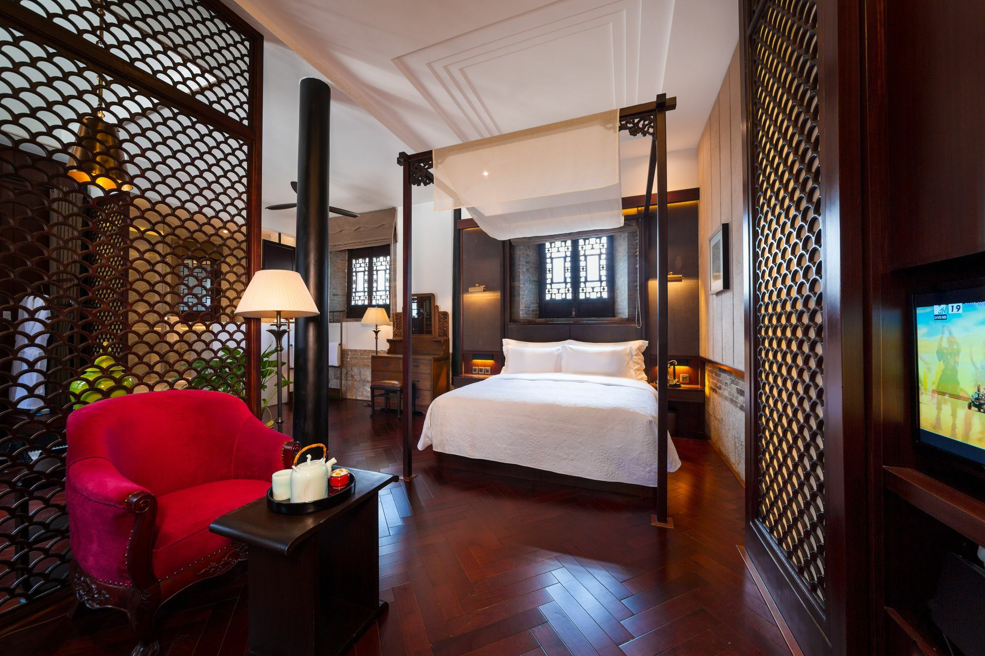 Silver Chest Boutique Hotel Куньмин Экстерьер фото